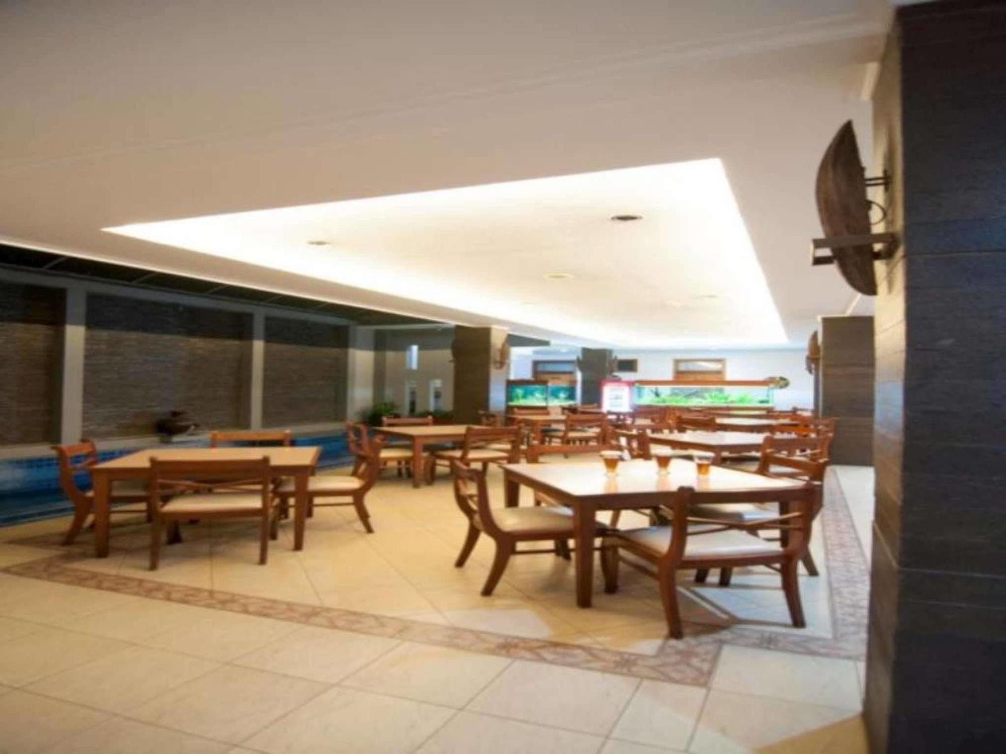 Corsica Hotel Bandung Dış mekan fotoğraf